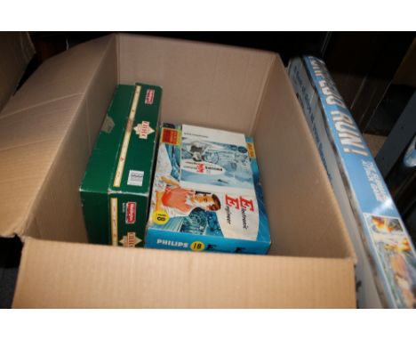 A BOX OF VINTAGE GAMES TO INCLUDE TORPEDO RUN, ELECTRONIC ENGINEER ETC.