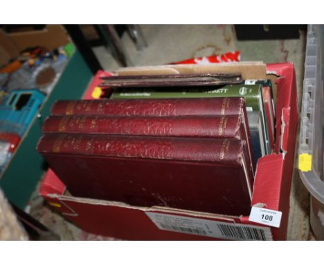 A BOX OF VINTAGE BOOKS TO INCLUDE THREE VOLUMES OF MANCHESTER OLD AND NEW