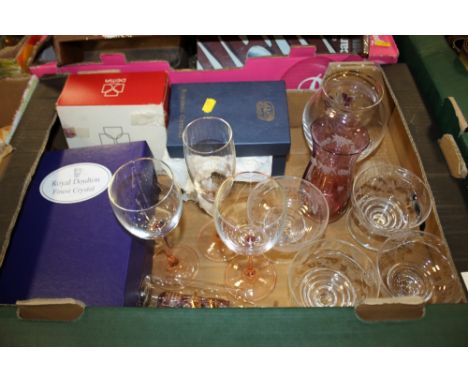 A TRAY OF GLASSWARE TO INCLUDE ROYAL DOULTON CRYSTAL TOGETHER WITH A FRAMED AND GLAZED TAPESTRY