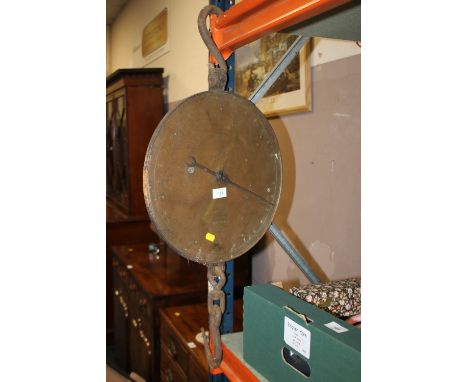 A LARGE VINTAGE SALTER SPRING BALANCE SCALE 