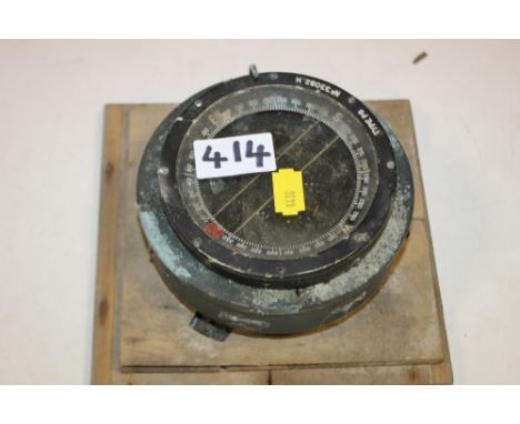 A LARGE VINTAGE COMPASS POSSIBLY NAVAL