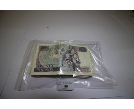 £605 in mixed vintage £5, £10 and £20 notes
