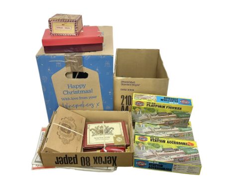 HO/OO gauge - parts and accessories for OO gauge to include power supply units, Airfix trackside accessories kits, miscellane