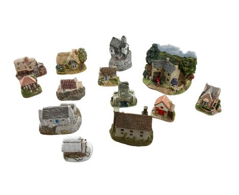 Twelve Lilliput Lanes, including Dale Farm, Fishermans Cottage, Silver birch etc 