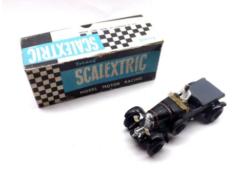 Mid-20th Century Tri-ang Scalextric vintage Bentley racing car number MM/C64 with driver and housed in original box&nbsp;
Con