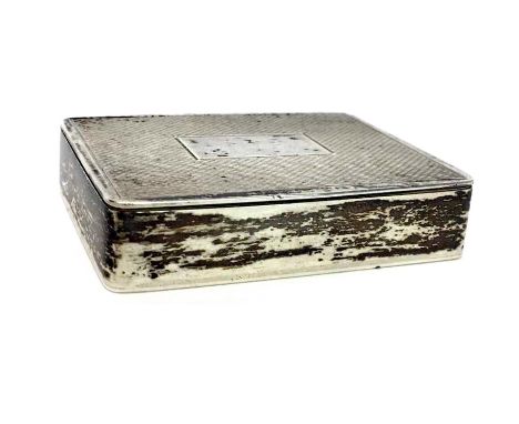 CONTEMPORARY SILVER SNUFF BOX, maker D. Bros., Birmingham 1970, engine turned exterior, with gilt wash interior, 5cm wide, 37