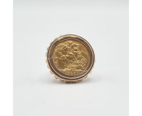 A Victorian Sovereign 1900 in 9ct gold Ring mount, approx 15.80gms all in 