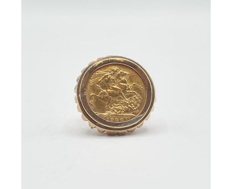 A Victorian Sovereign 1900 in 9ct gold Ring mount, approx 15.80gms all in 