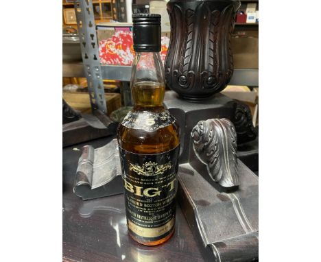 A Bottling of Big 'T' 100% Scotch Whiskies Blended Scotch Whisky blended and bottled by Tomatin Distillers Company Ltd. 5 yea