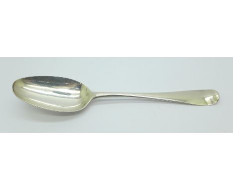 A c.1800 silver table spoon, London mark, 61g, 204mm 