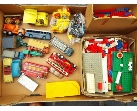 A mixed lot to include a quantity of vintage Dinky and other diecast model motor vehicles, and a collection of early Lego - E