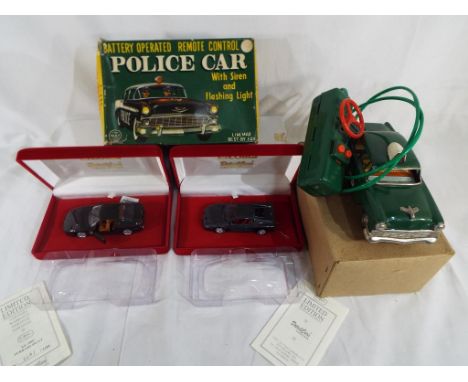 with original box, stamped on the box August 9th 1957 and 2 limited edition Ferraris by Detail Cars Corgi in a felt presentat