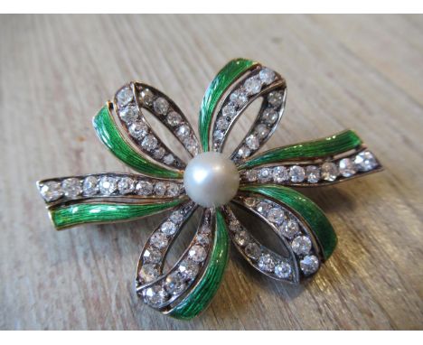 Edwardian gold enamel decorated ribbon brooch set with a single natural pearl and old cut diamondsApprox. 43mm x 23mmEstimate