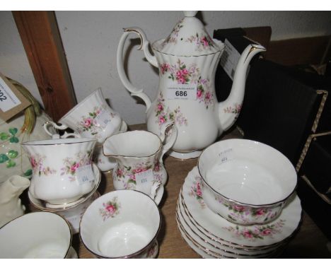Royal Albert Lavender Rose pattern tea service 