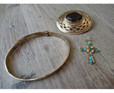 9ct gold Celtic design brooch set smokey quartz together with a 9ct gold turquoise and seed pearl set pendant cross and a sma