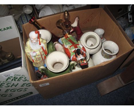 Box of assorted china and glass to include modern Chinese Republic type vase, oriental immortal type figures, other modern Ch