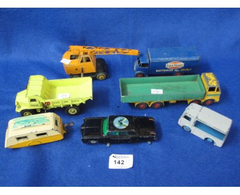 Group of assorted die cast vehicles to include: Dinky Supertoys Leyland Octopus 8 wheeled lorry; Dinky Supertoys Guy Eveready