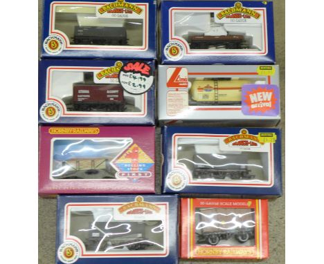 Five Bachmann Branch-Line OO gauge model railway wagons, two Hornby model railways wagons and one Lima Amoco wagon, (8) 