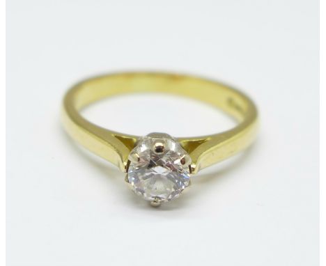 An 18ct gold and diamond solitaire ring, 2.7g, I 