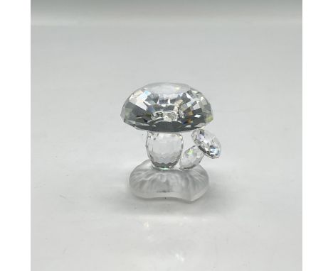 Originally part of the Woodland Friends collection this faceted representation is made of clear crystal sitting on satin crys