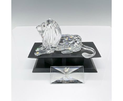 In honor of Swarovski's centenary year, the Lion marked the trilogy's finale. Crafted from clear crystal with frosted tail de