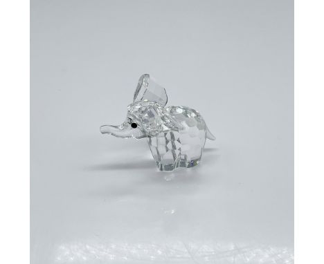 Crafted for the Rare Encounters theme group, the Small Elephant figurine showcases a clear faceted crystal body accentuated b