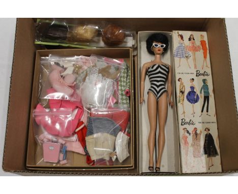 Mattel Inc Toymakers Barbie 850 'Bubble Cut' Teen Age Fashion Model with Pedestal boxed, a stand with three wigs, various clo