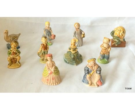A collection of Wade nursery rhyme figures to include Humpty Dumpty etc