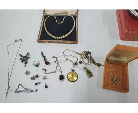 Quantity of modern, vintage and silver jewellery (Qty) 