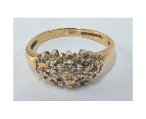 Gents misshaped 9ct yellow gold ring with diamond chips,3.9 grams 