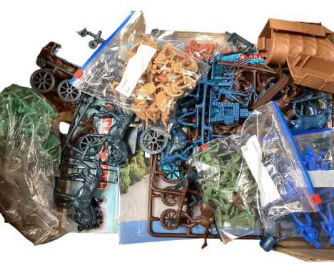 Atlantic loose soldiers and Italeri Templar Knights, boxed (1box)Additional photographs are now online. Scale is 1:32