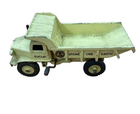 Diecast unboxed early Dinky models, plus four boxed 1-75 series models (qty)