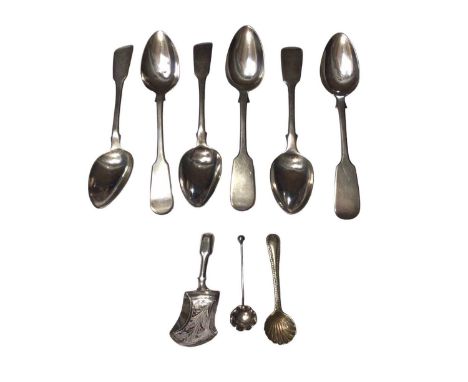 Regency silver caddy spoon, six silver teaspoons, a silver salt spoon and a plated salt spoon