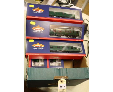 7 Bachmann OO passenger and freight rolling stock. 4x BR Mk1 General Utility Vans, (GUV) (39-273). Plus 2x BR Mk1 brake compo