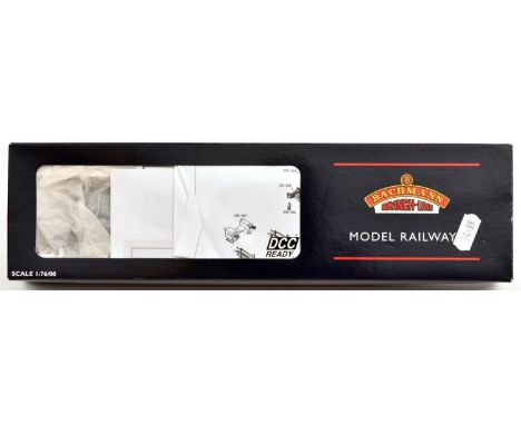 Bachmann Branchline OO gauge BR Class 4MT 2-6-4T locomotive (32-358). 80118, in lined black livery. Boxed. Loco VGC-Mint. £40