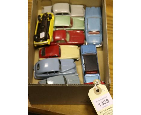 10 Dinky Toys for restoration. Morris 1100, Volkswagen Karmann Ghia, Vauxhall Viva, Triumph Herald, Jaguar MkX, standard Vang