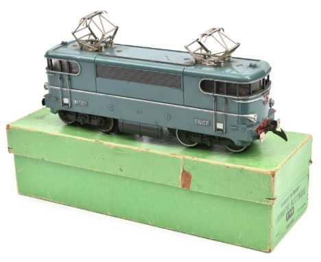 A Scarce French Hornby O Gauge 3-rail electric SNCF Bo-Bo twin pantograph electric locomotive. RN BB9201 in light bluish gree