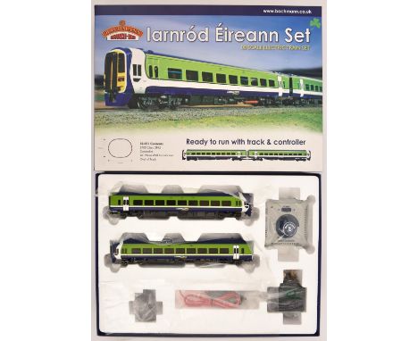 A Bachmann Irish Railways OO Train Set. A seldom seen Iarnrod Eireann set (30-051) comprising a 2 car DMU in lime green, blue
