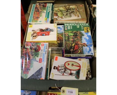 22 unmade Roman etc related model kits by ESCI/ERTL, MiniArt, Hat and Revell. Most 1:72 scale - 4x Praetorians, 6x Roman Legi