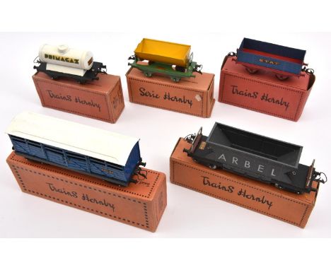 5 French Hornby freight rolling stock. Benne Basculante No.1 (side tipping wagon) in yellow and green. Wagon Arbel (hopper wa