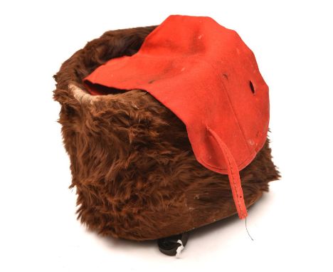 An officer's fur busby of The R Horse Artillery, plain scarlet bag, leather and silk lining. QGC (some wear and moth).   . 