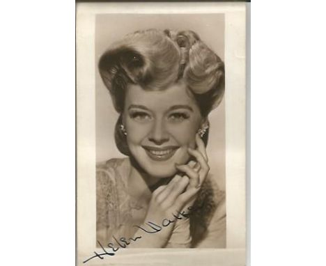 Helen Walker signed small vintage photo. July 17, 1920, March 10, 1968 was an American film actress of the 1940s and 1950s. G