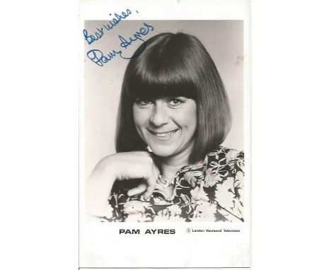 Pam Ayres Comedian Poet Signed Vintage Photo. Good condition. All signed items come with our certificate of authenticity. We 