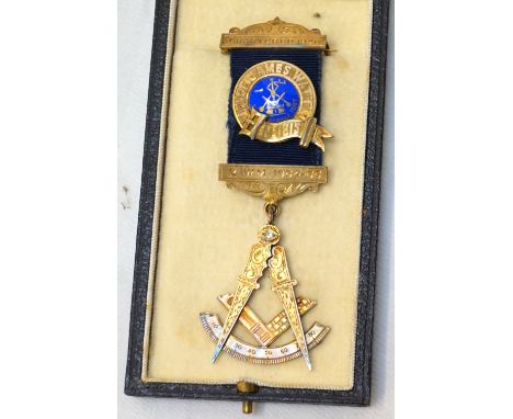 MASONIC SILVER GILT AND ENAMEL JEWEL'Lodge James Watt No.1215 R.W.M.1954-55', the suspension bar engraved 'Chartered 1920' Gl