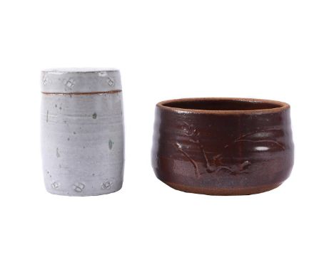 λ WILLIAM MARSHALL (BRITISH 1923-2007), A BROWN BOWL Impressed WM sealApproximately 20cm diameterTogether with a jar and cove