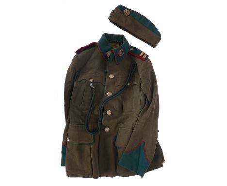 1934-pattern Irish Army Volunteer Force uniforms A green 'Wedge' forage cap, the side panels bright green, with scarlet pipin