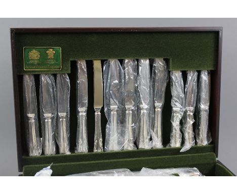 Arthur Price cutlery set, including six large forks, six small forks, six soup spoons, two serving spoons, six small knives, 