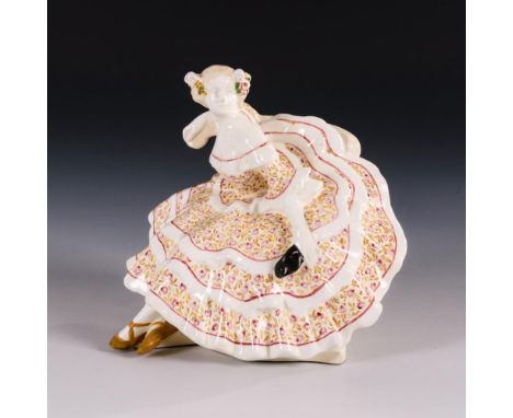 Jugendstil-Figur "Ballpause"    Wiener Manufaktur Friedrich Goldscheider.        Stempelmarke Adler 16 (1900-1918).        Mo