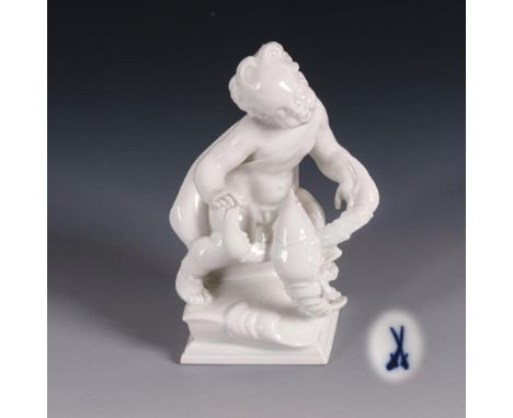 Sternzeichenfigur "Krebs"    Meissen.        Schwertermarke, um 1950, 1. Wahl.        Modell-Nr.: R 263.        Entwurf: 1947