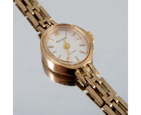 Accurist, a lady's 9 carat gold quartz bracelet watch, 8.7g gross excluding the movement